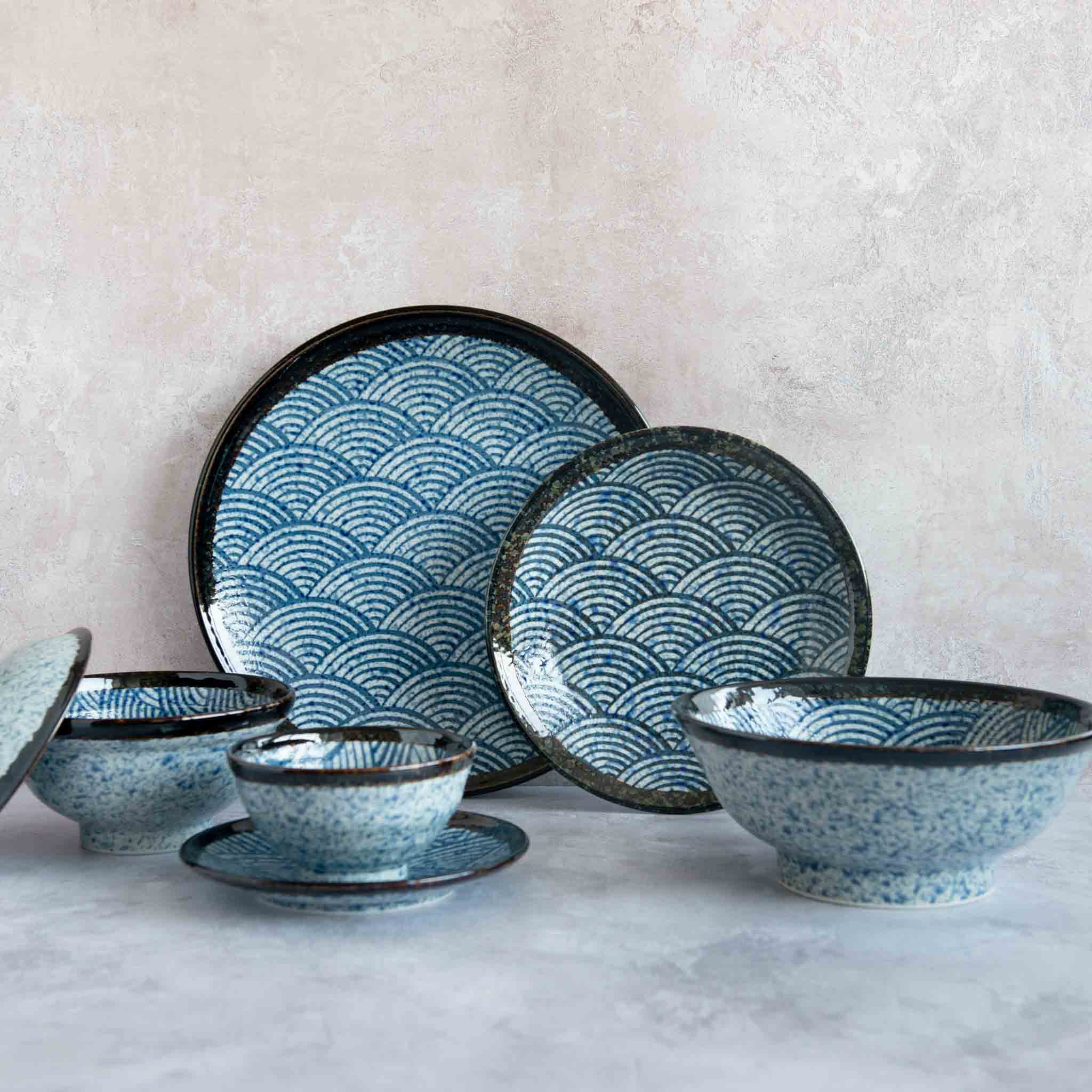 Blue Wave Large Shallow Bowl, 24.3cm - Image 4
