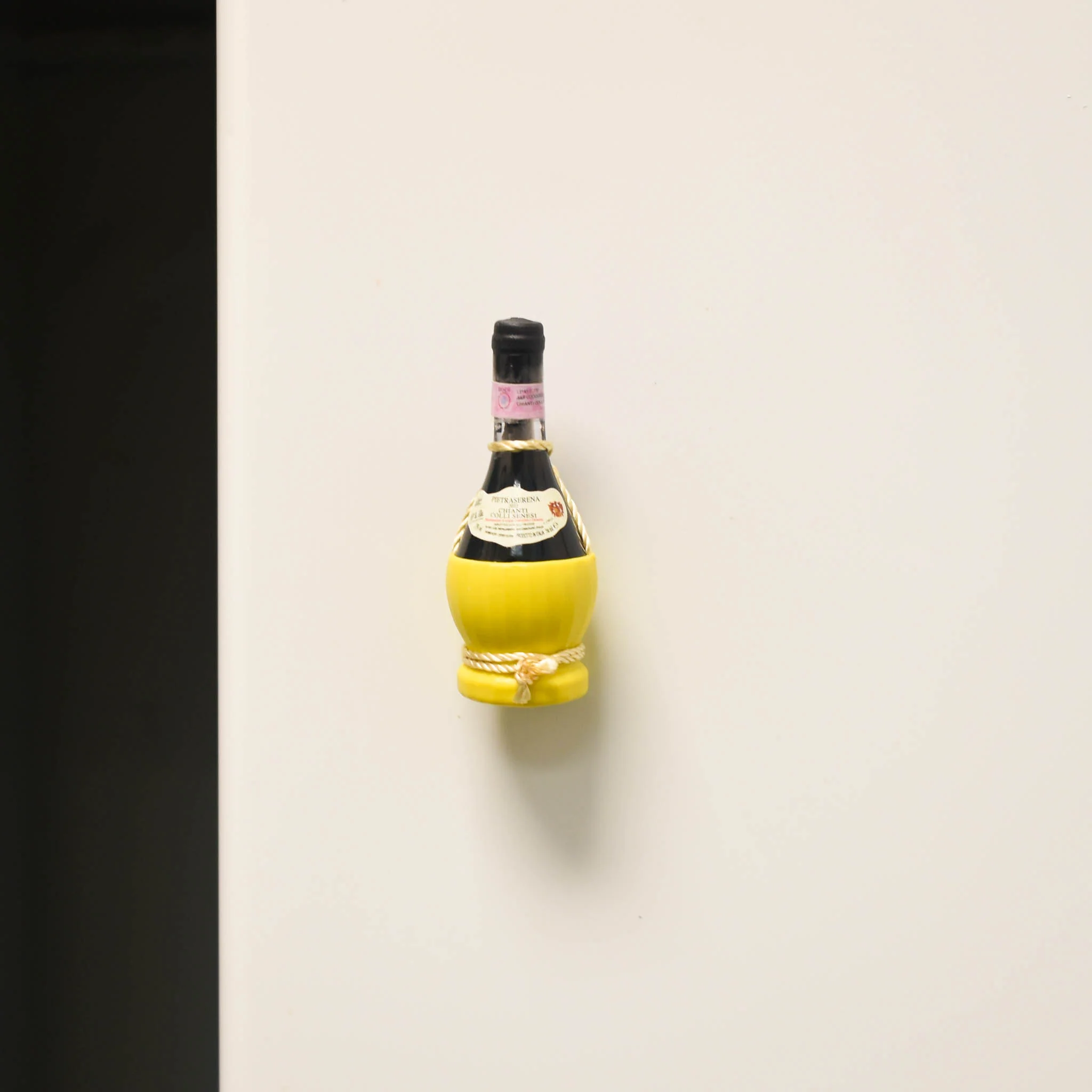 Chianti Fridge Magnet - Image 4