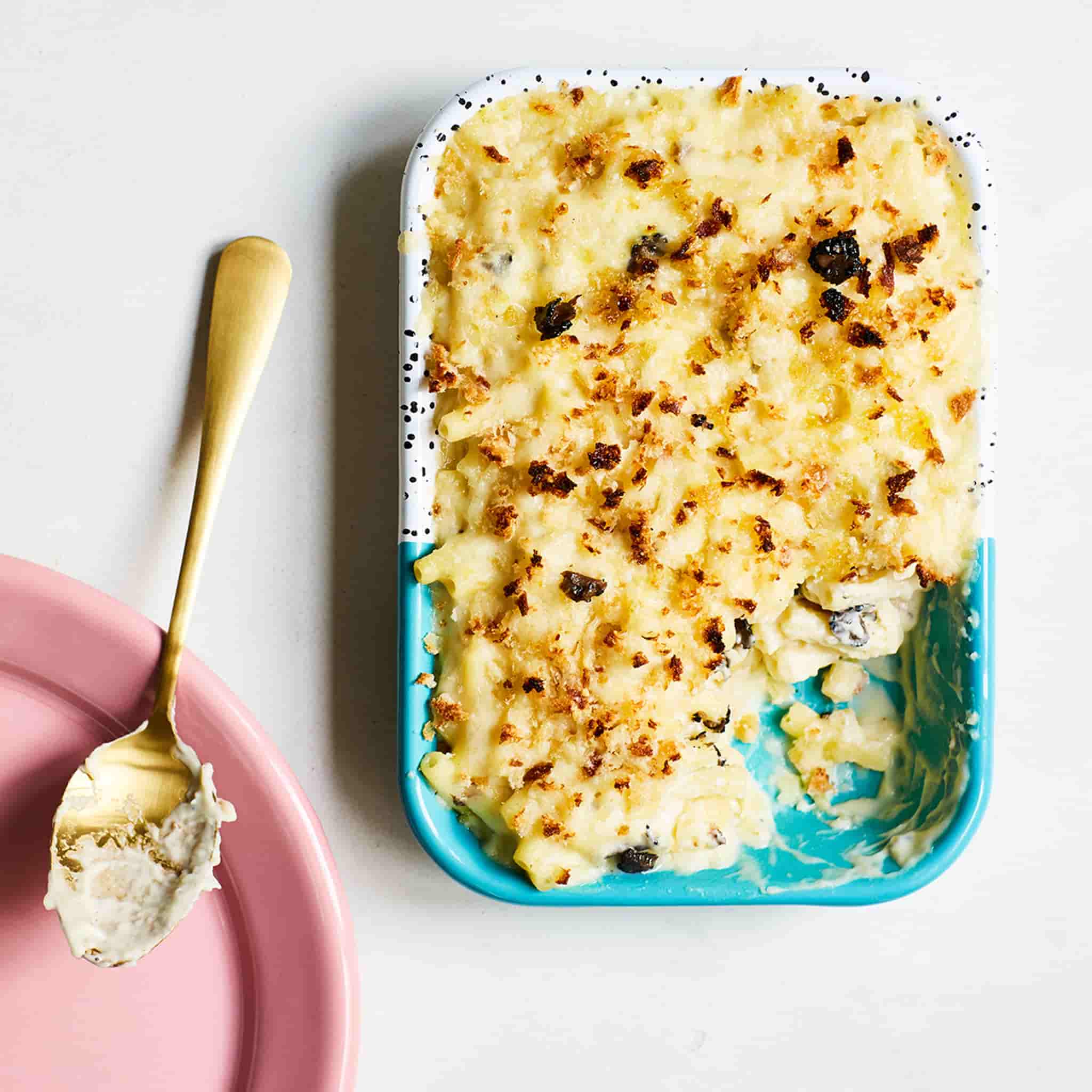 Colour Pop Enamel Roasting and Serving Dish, Turquoise - Image 3