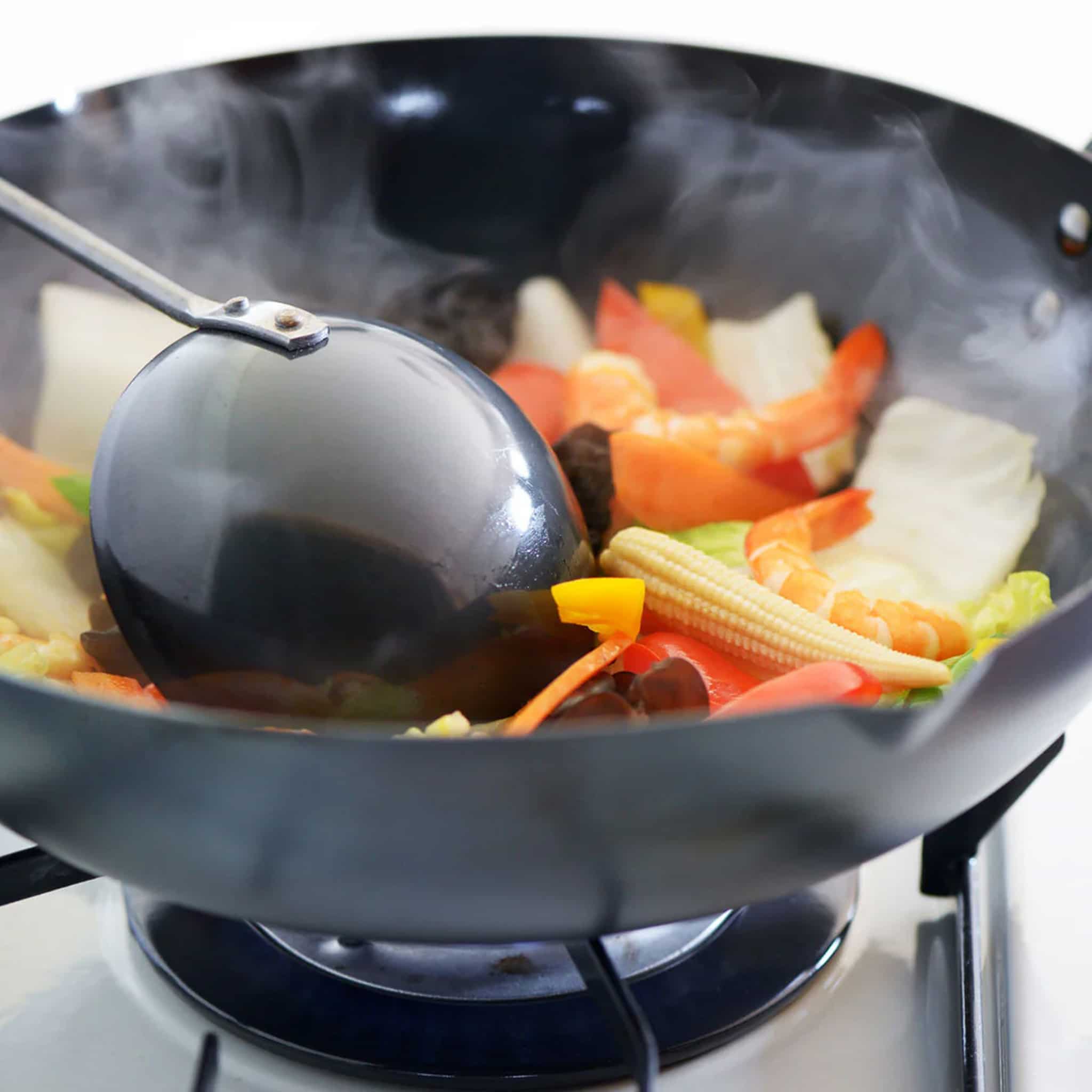 Cook Pal Japanese Carbon Steel Wok, 33cm - Image 2