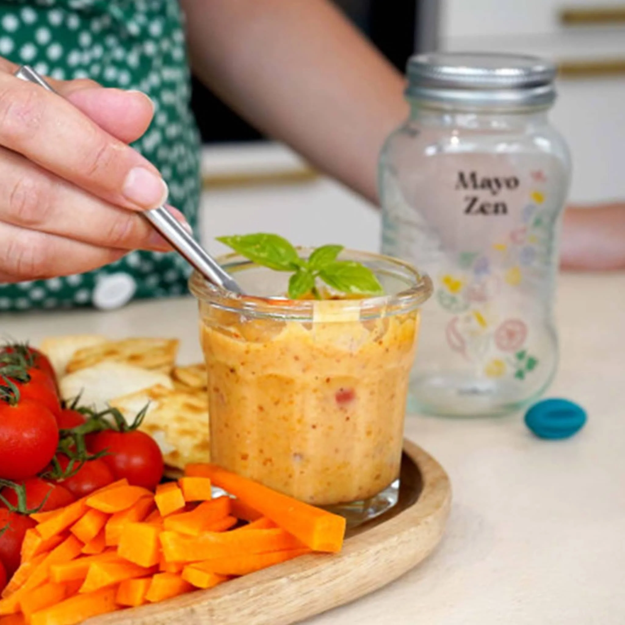Cookut Mayo Zen Easy Mayonnaise Shaker - Image 3