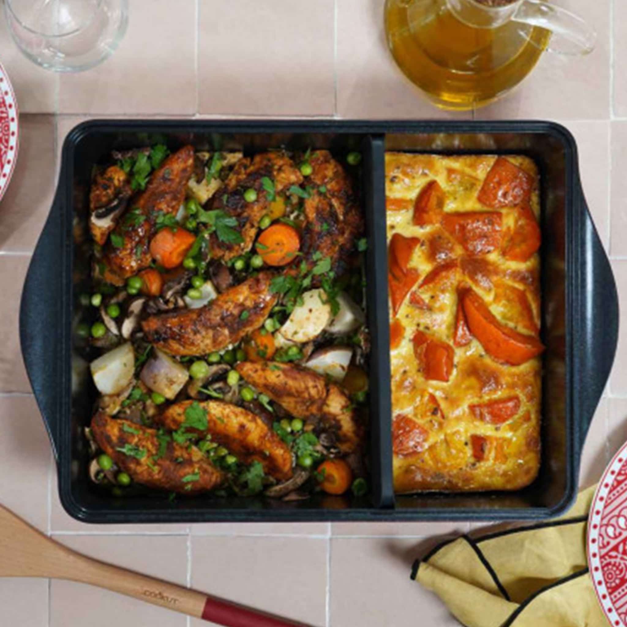 Cookut The Incredible Black Adjustable Non-Stick Roasting Pan, 40x30cm - Image 2