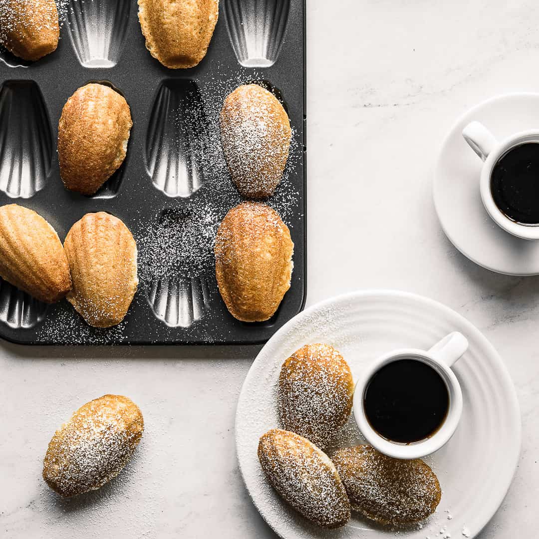 De Buyer Non-Stick Madeleine Tray - Image 3