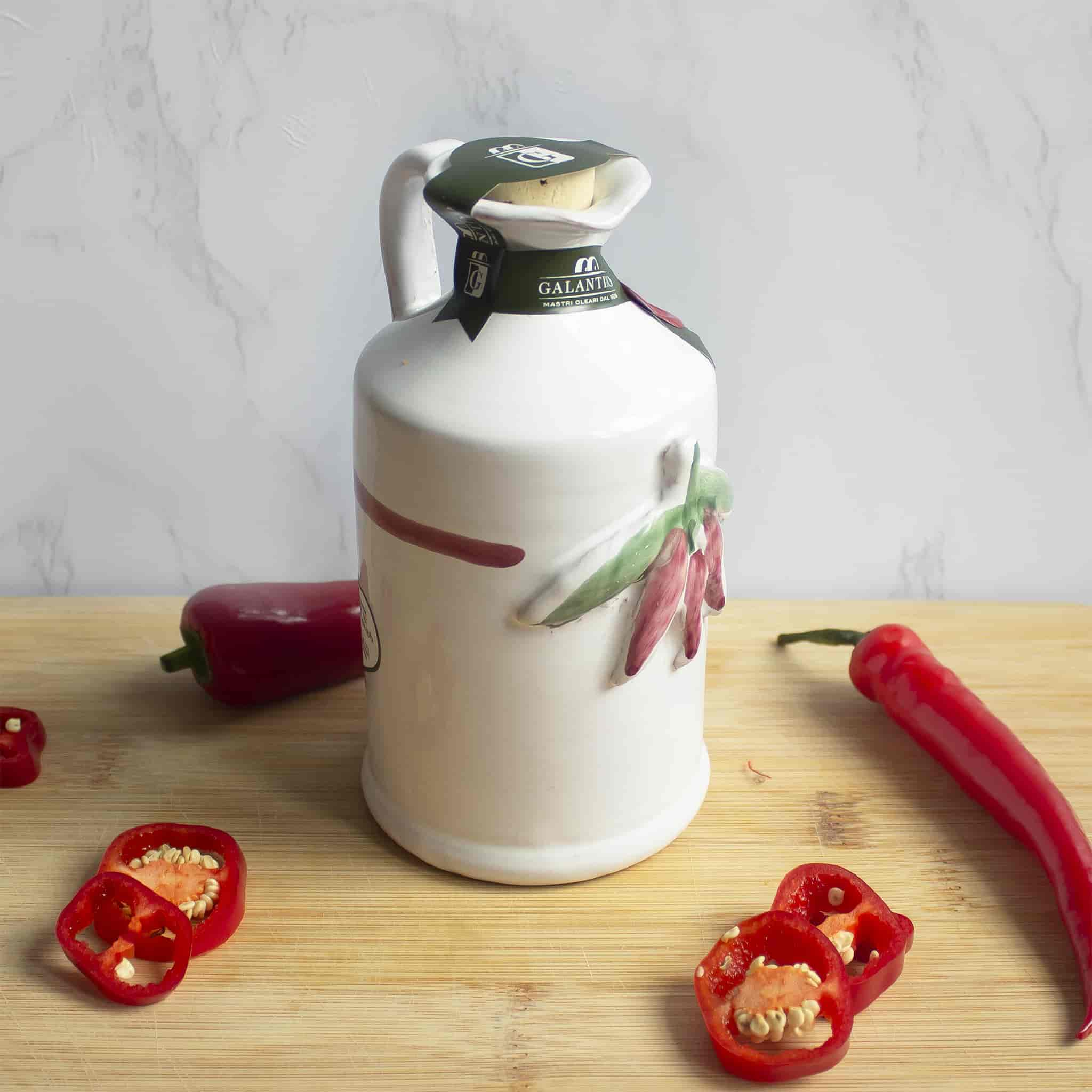 Puglian Olive Oil with Chilli in Terracotta Bottle, 250ml - Image 9