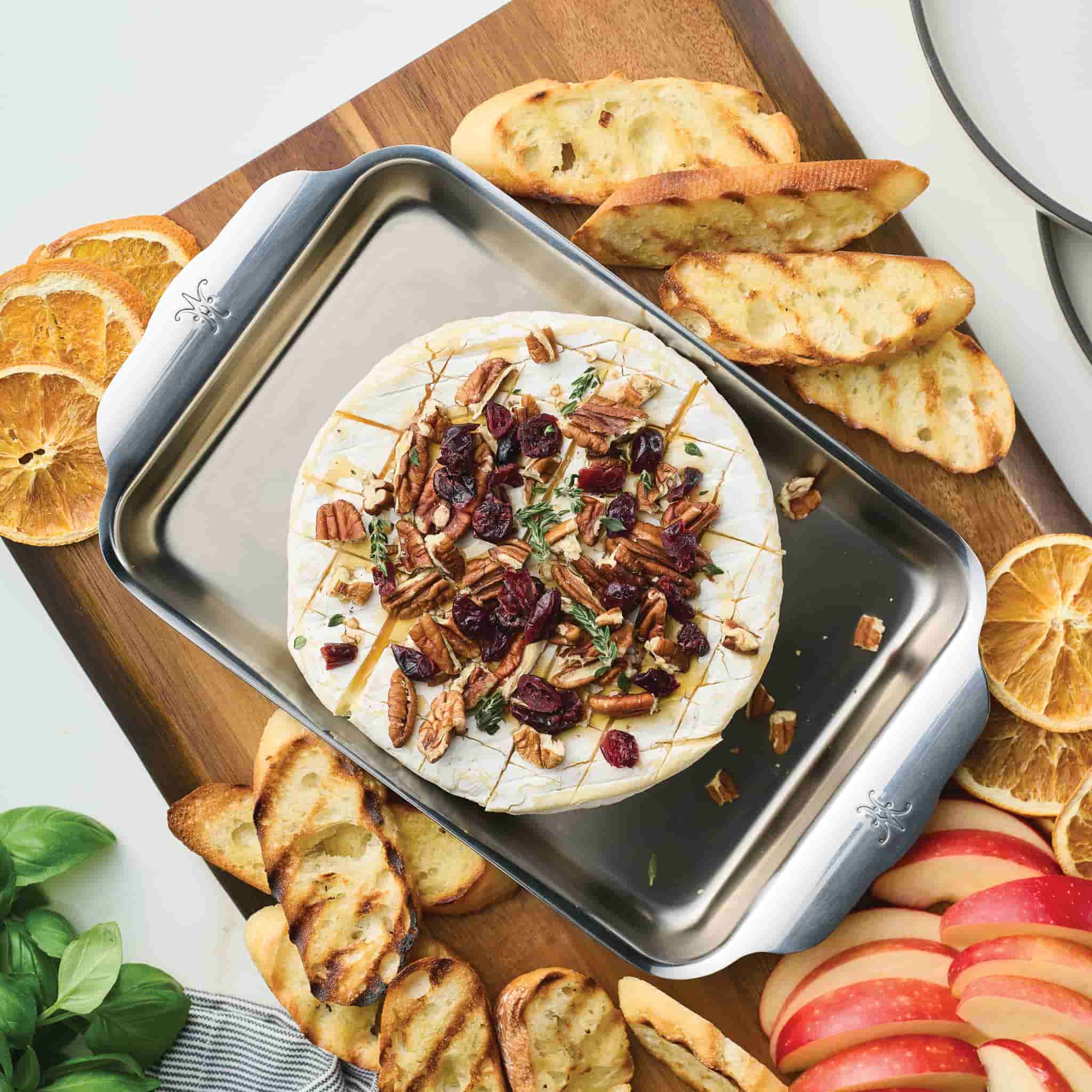 Hestan Ovenbond Stainless Steel Rectangular Baking Pan, 18x25cm - Image 3
