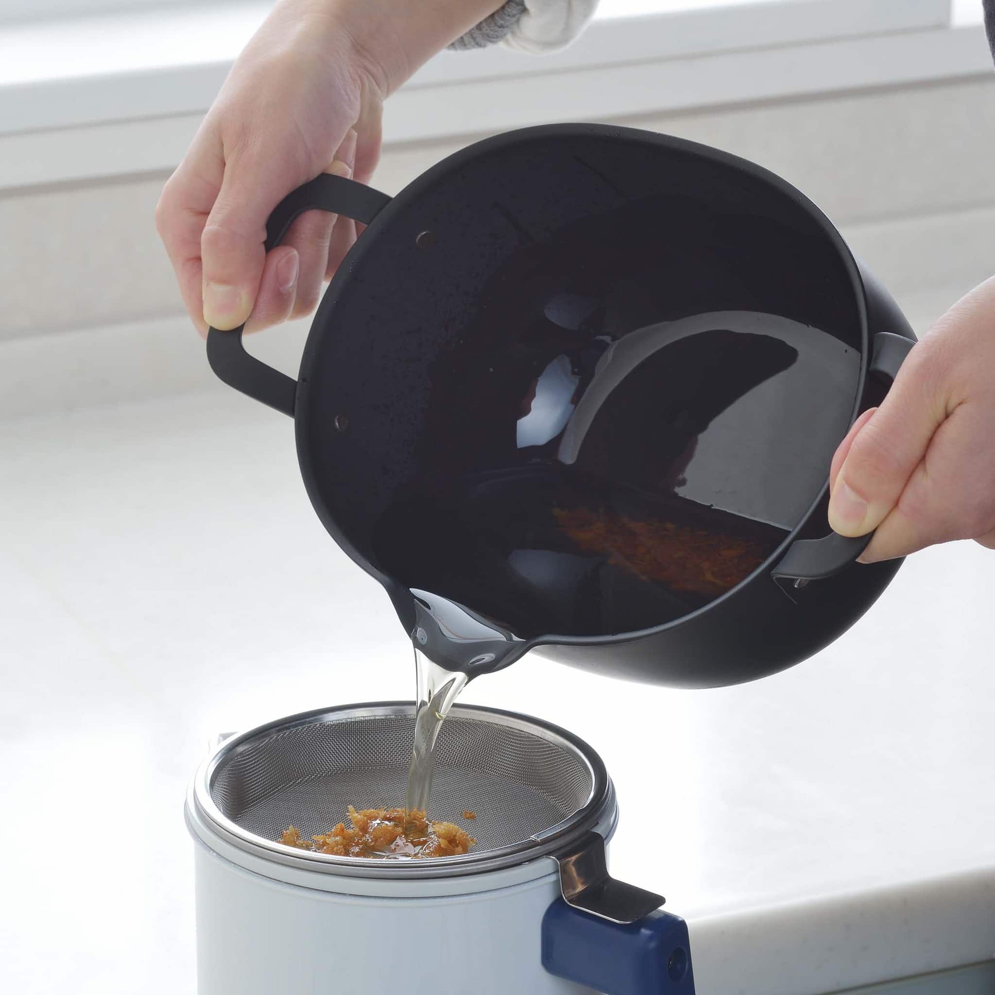 Japanese Iron Tempura Deep Frying Pot, 22cm - Image 3