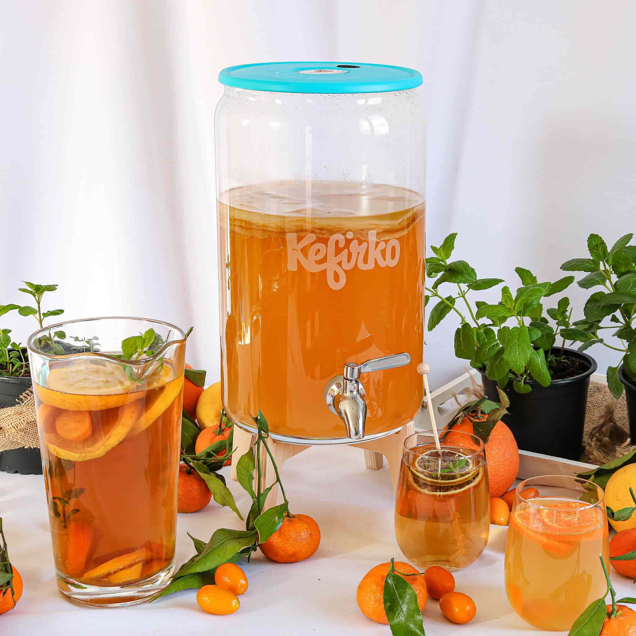 Kefirko Blue Kombucha Glass Fermenter with Spigot and Wooden Stand, 7L - Image 2