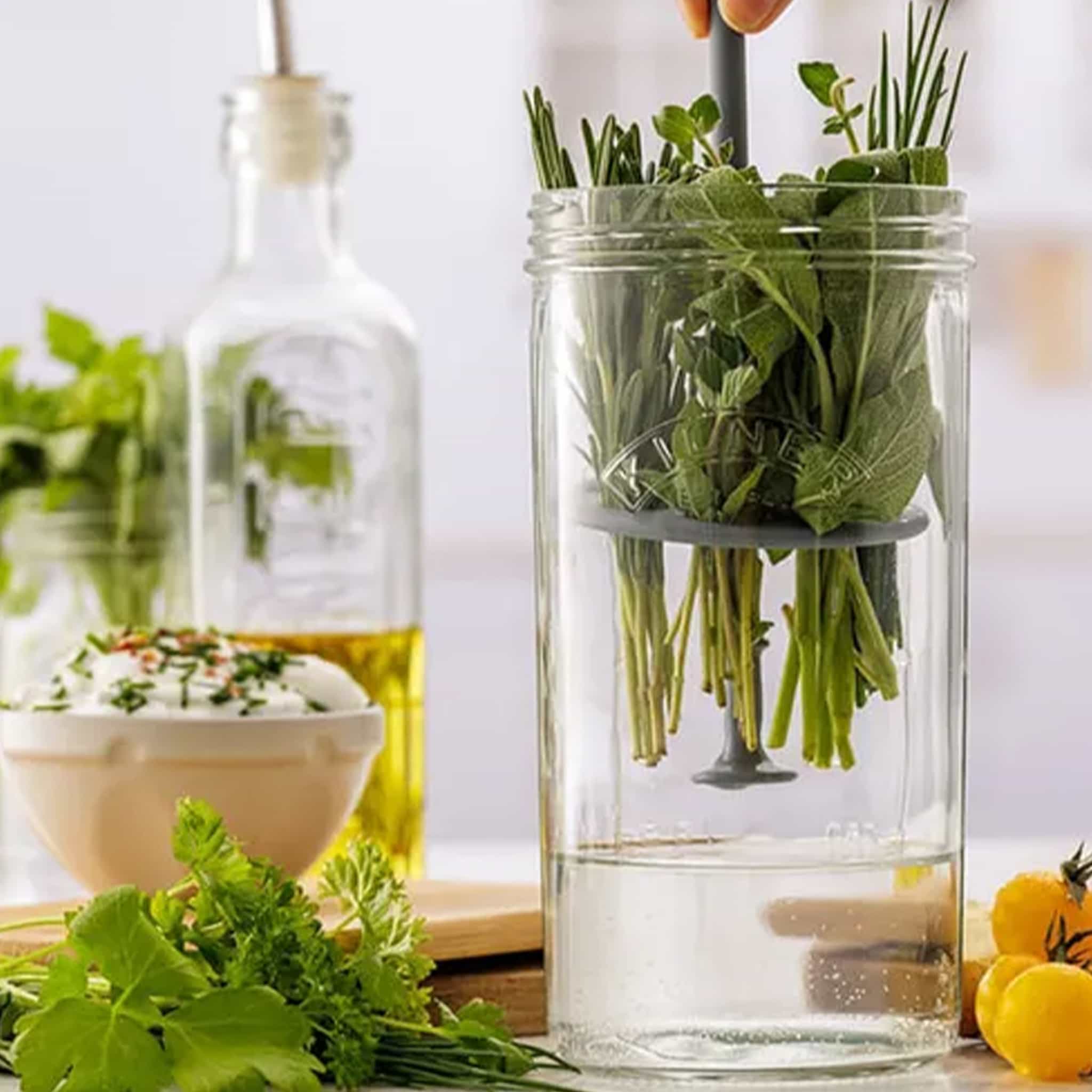 Kilner Herb Keeper, 1 Litre - Image 3