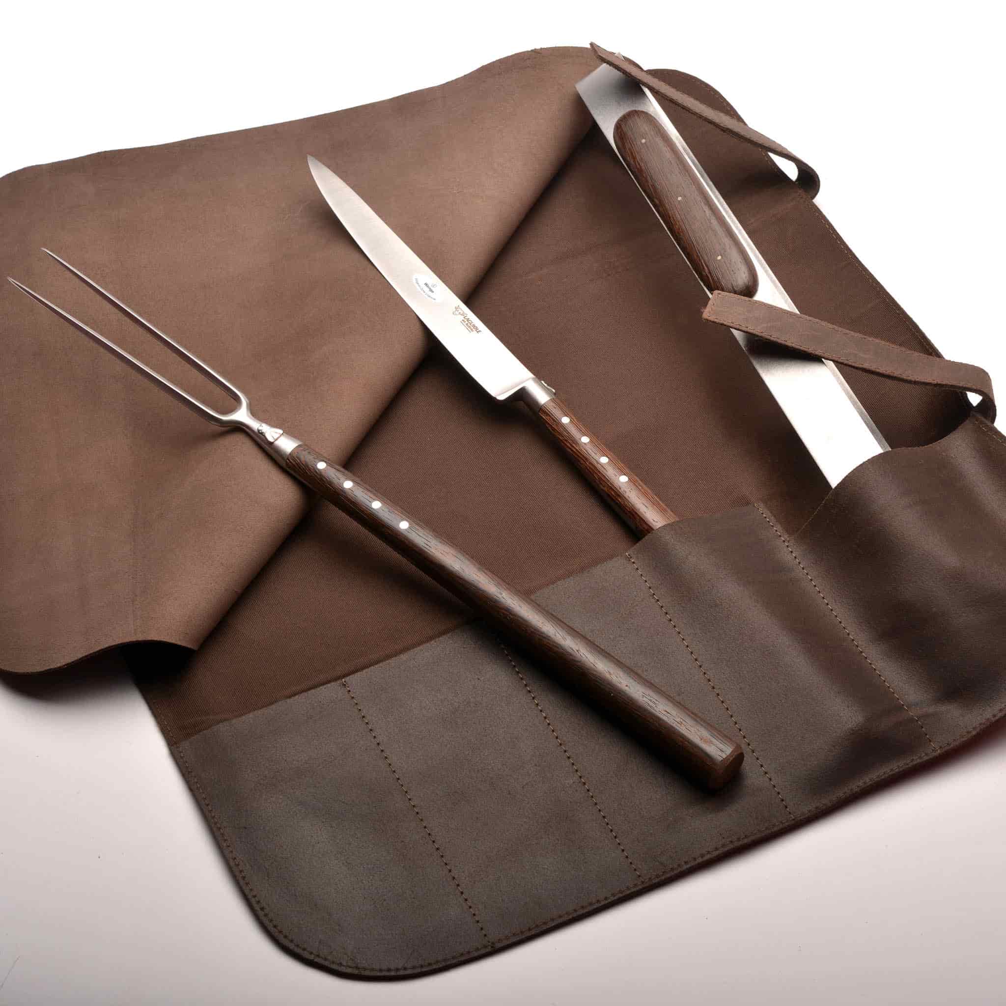 Laguiole en Aubrac BBQ Set with Leather Roll - Image 3