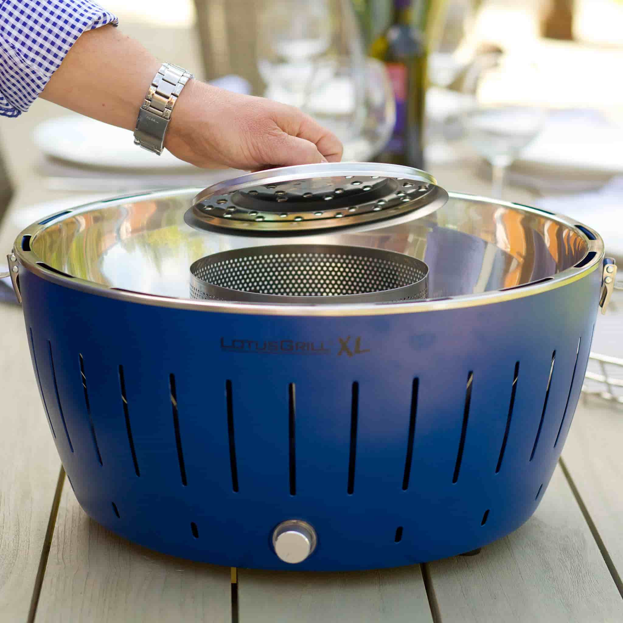 Lotus Grill XL, Blue - Image 3