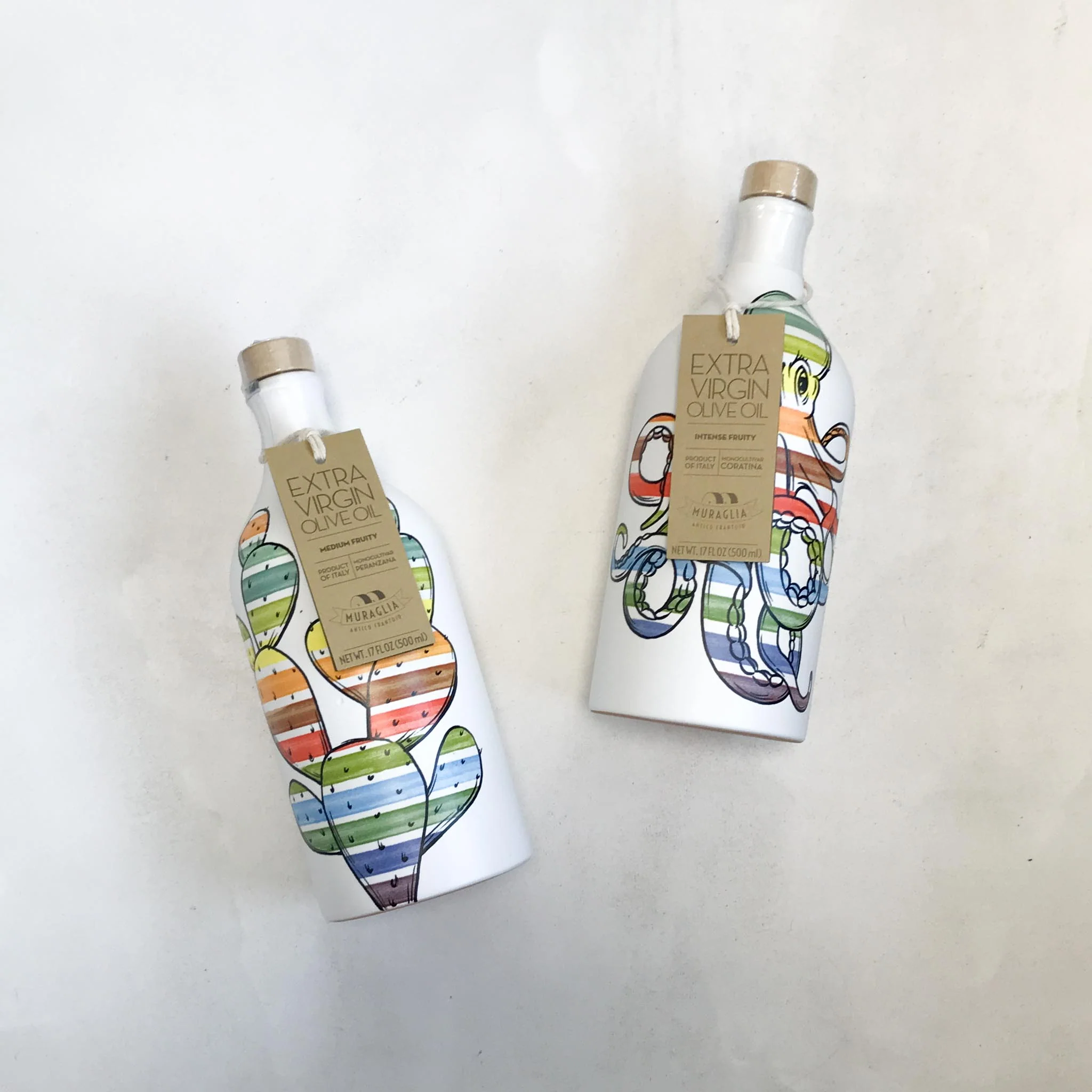 Frantoio Muraglia Medium Fruity Extra Virgin Olive Oil in Cactus Terracotta Bottle, 500ml - Image 2