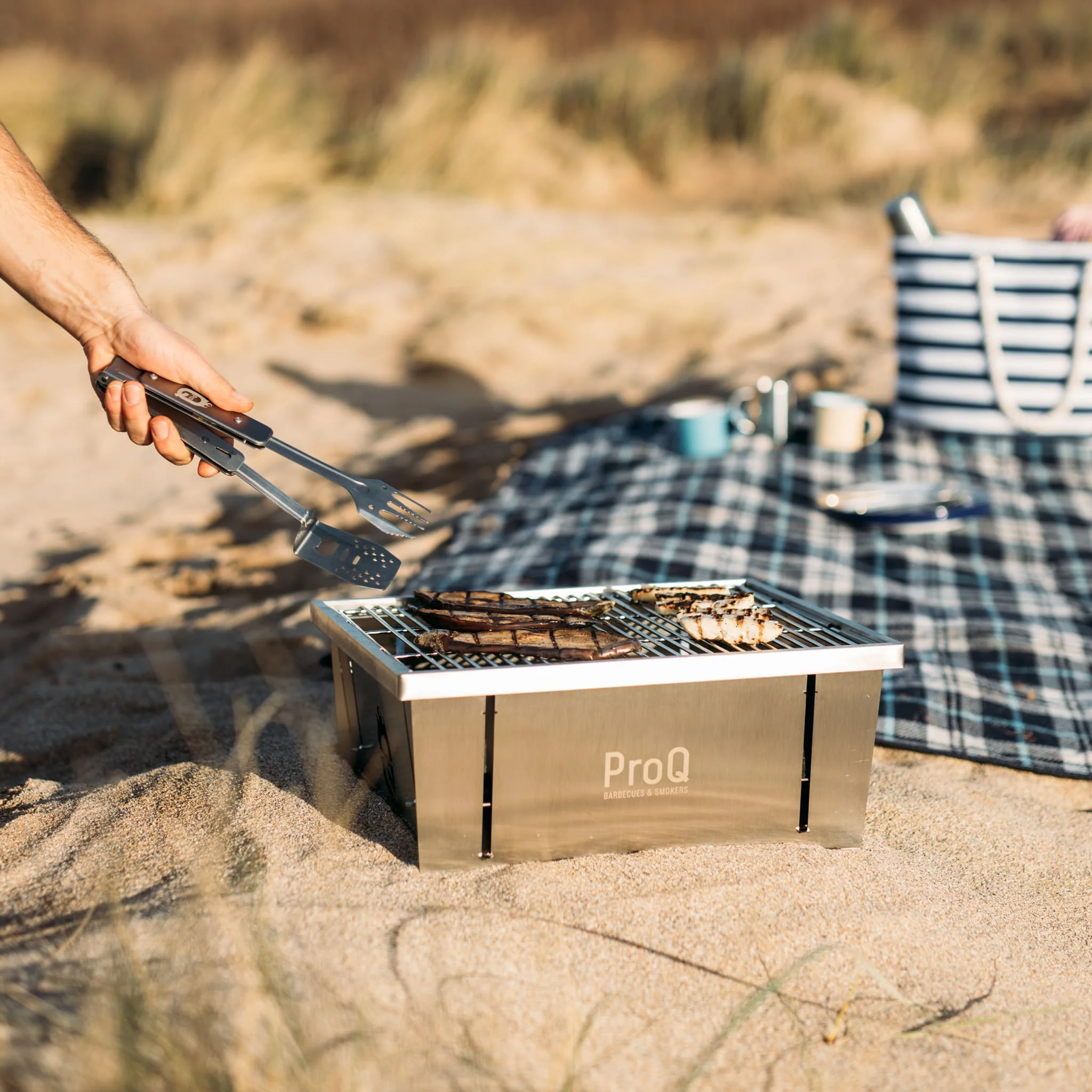 ProQ FlatDog Foldable & Portable BBQ - Image 6