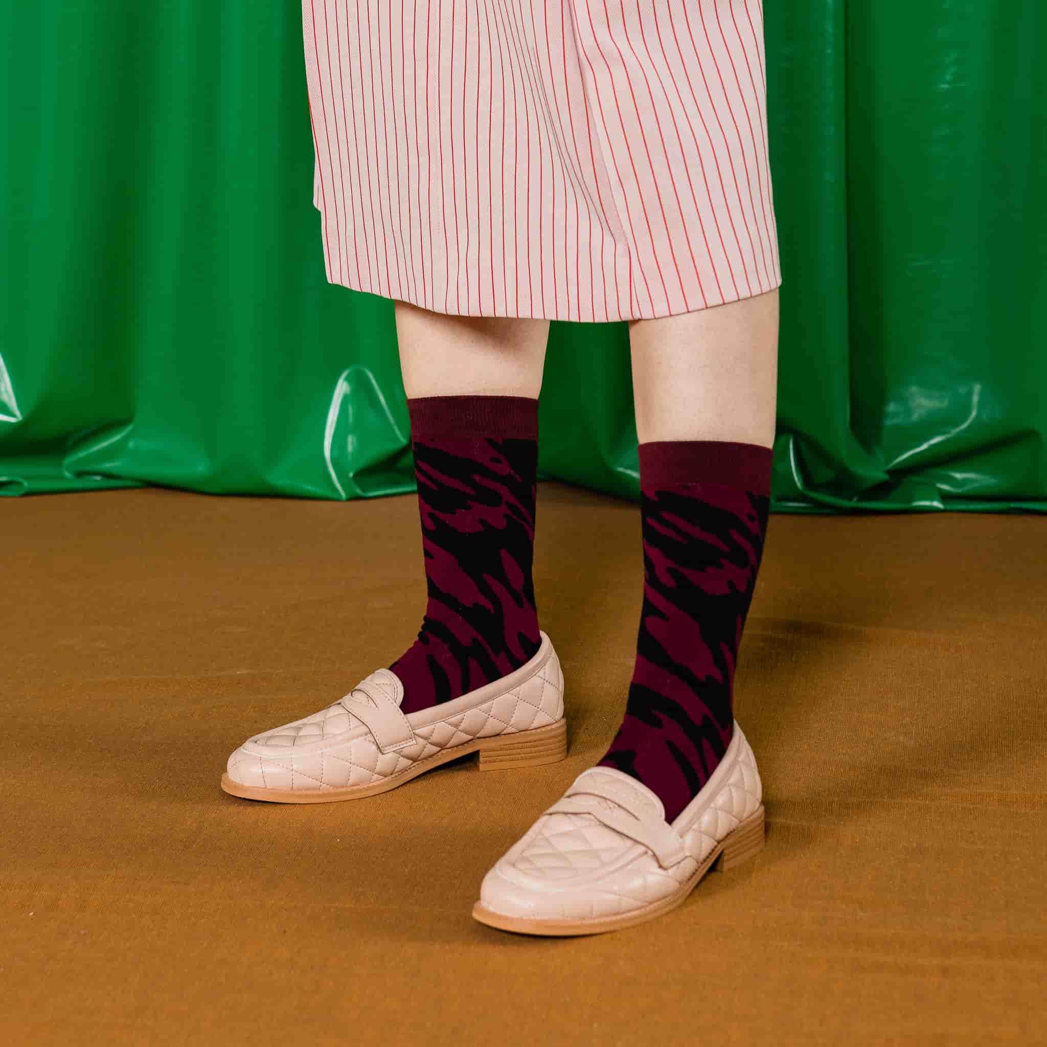 Red Wine Socks, 1 Pair - Image 4