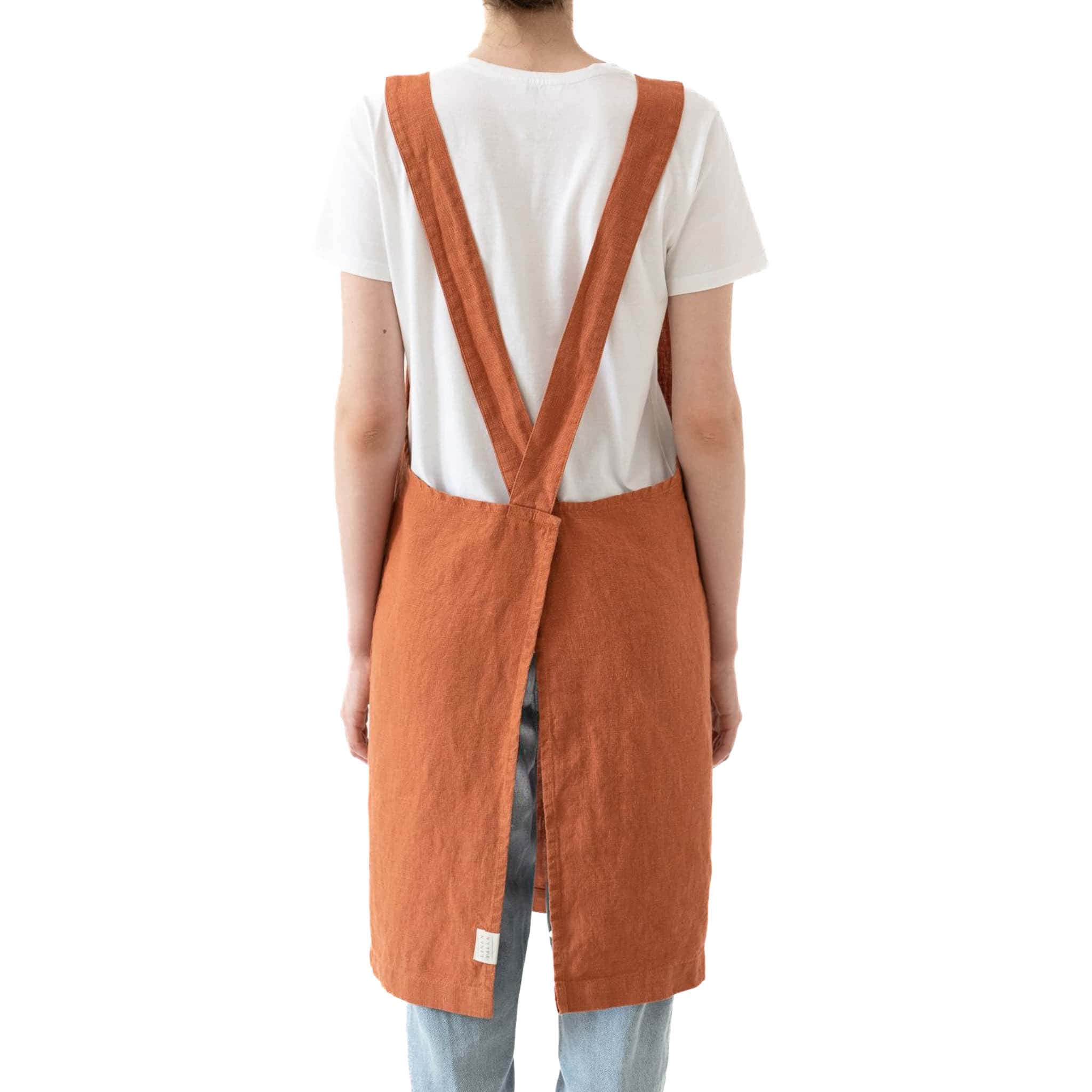 Rust Crossback Linen Apron - Image 3