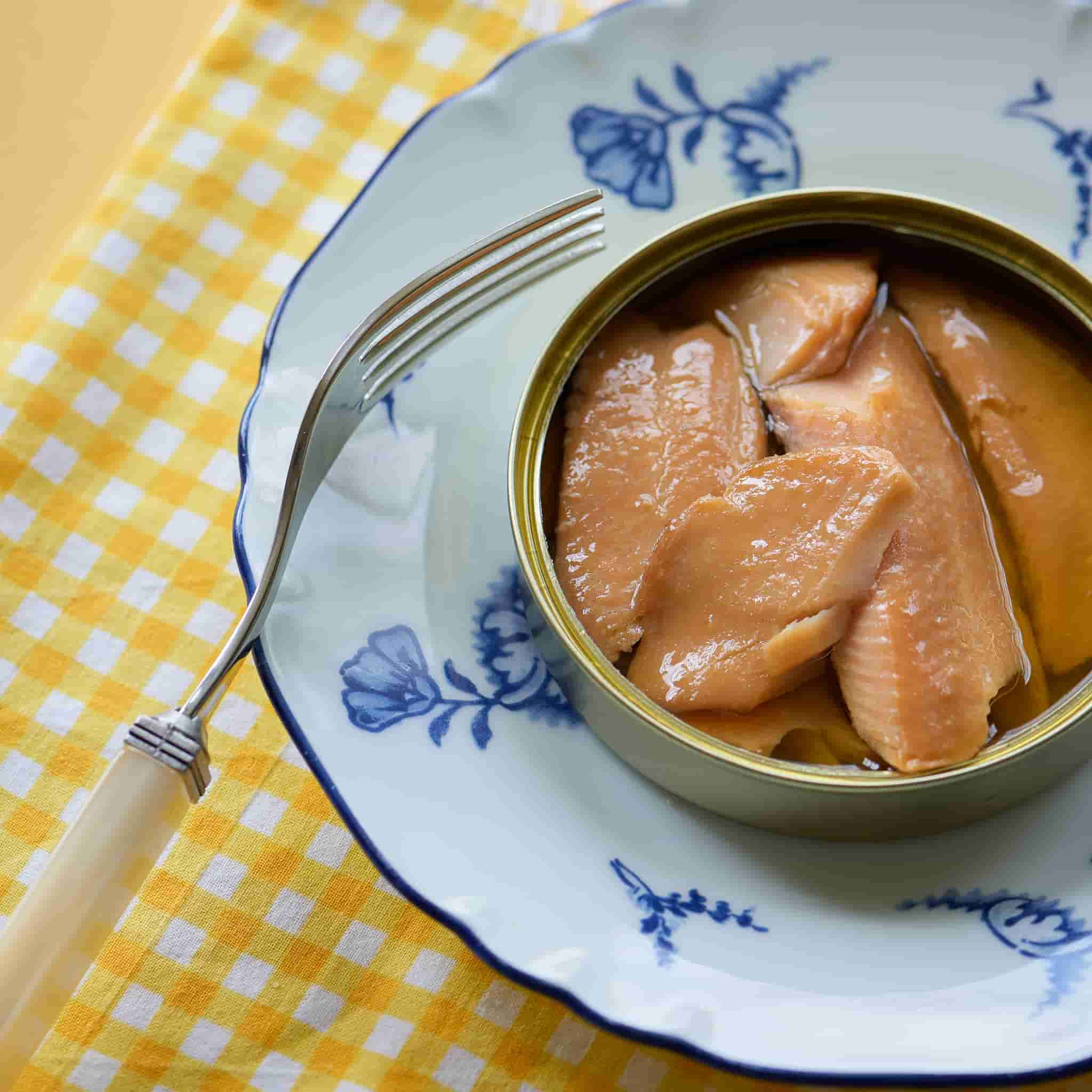 Sea Sisters Tinned Rainbow Trout Smoked Over Oak, 110g - Image 3