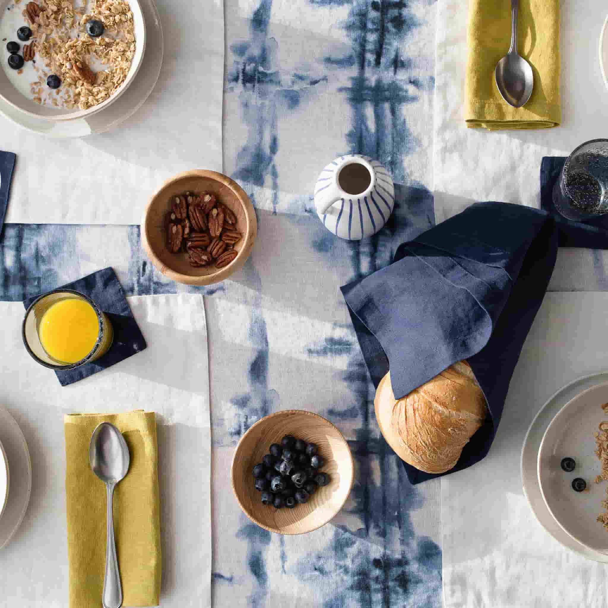 Set of 2 Navy Linen Napkins - Image 2