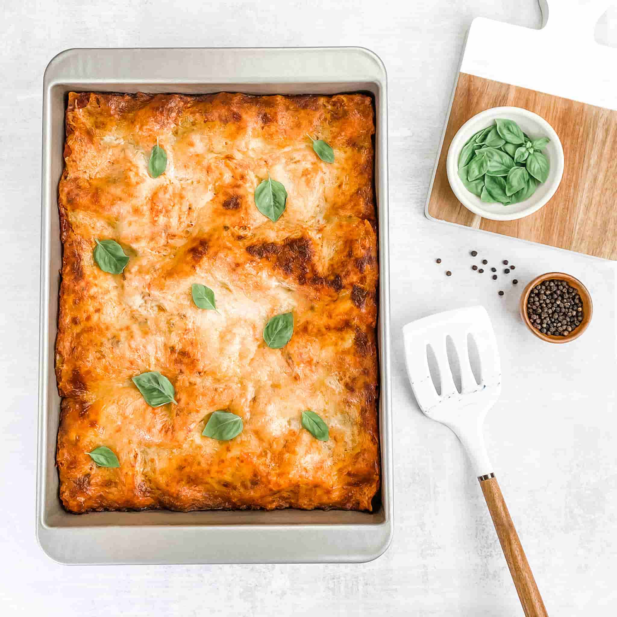 USA Pan Lasagna Pan with Lid, 35x27cm - Image 2