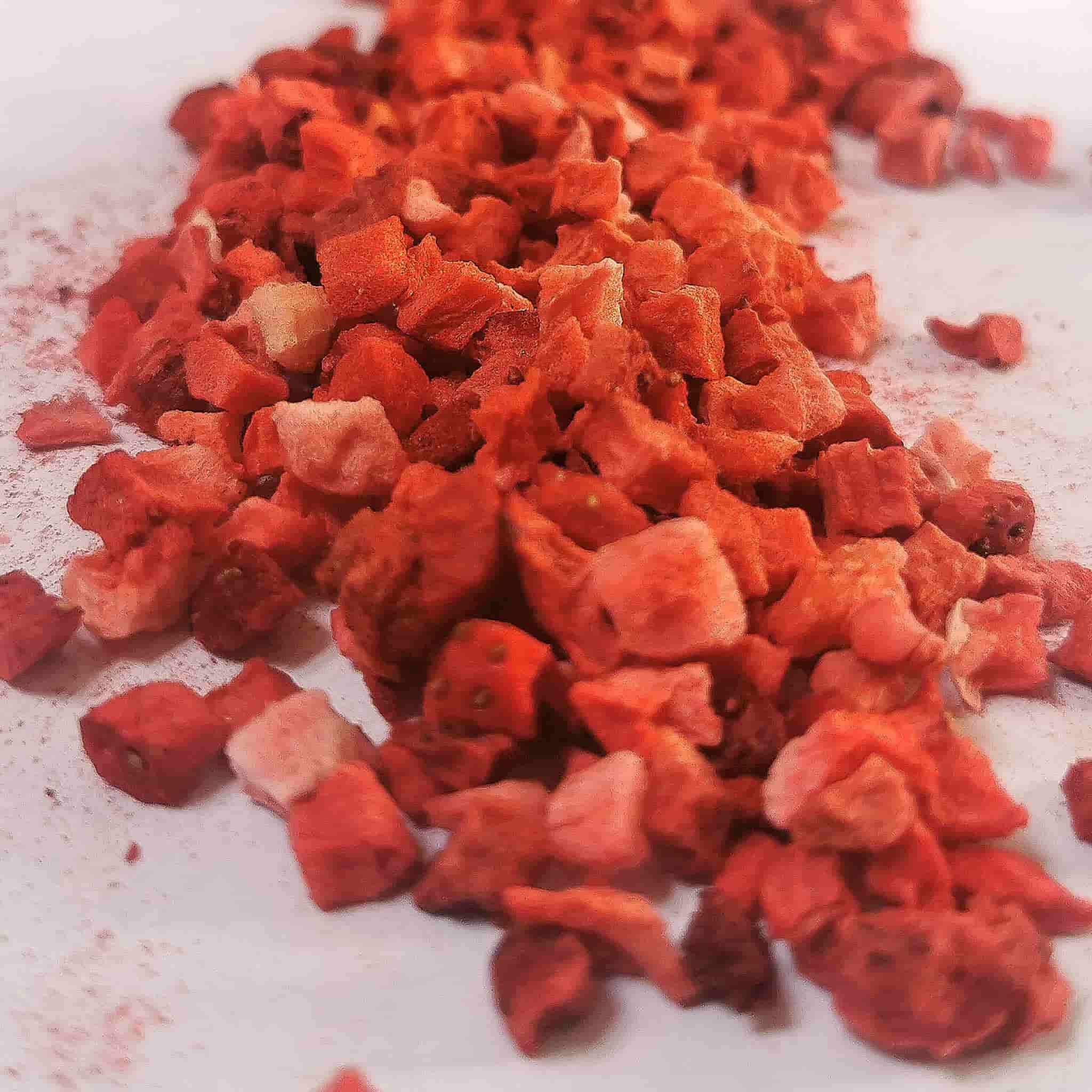 ZingyZoo Freeze Dried Strawberry Pieces, 100g - Image 3